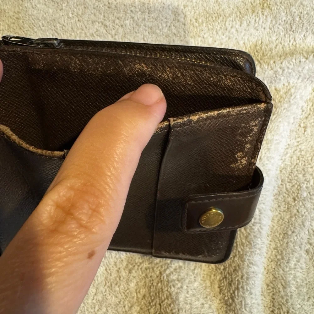 Louis Vuitton Damier Ebene Compact Wallet